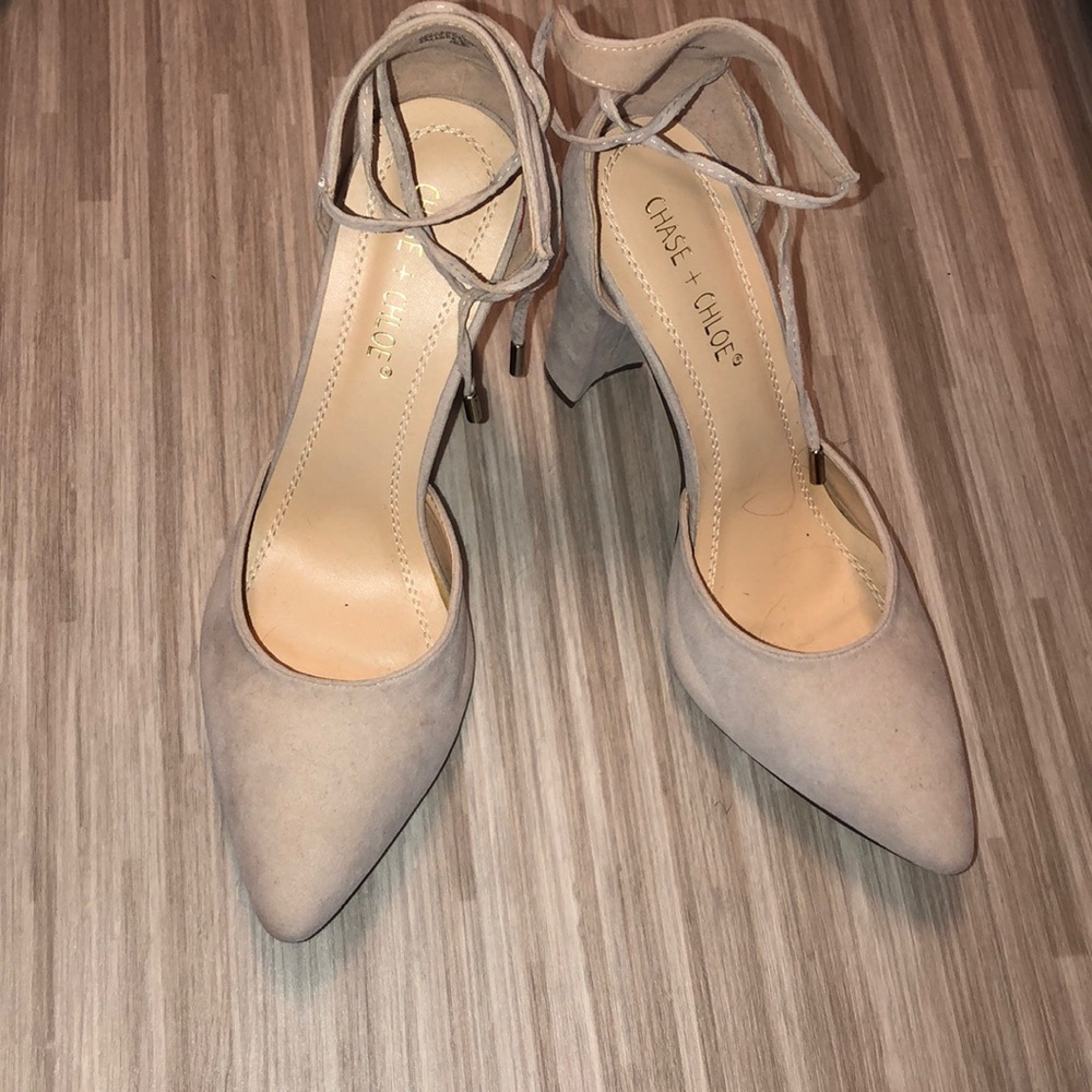 Beige heels